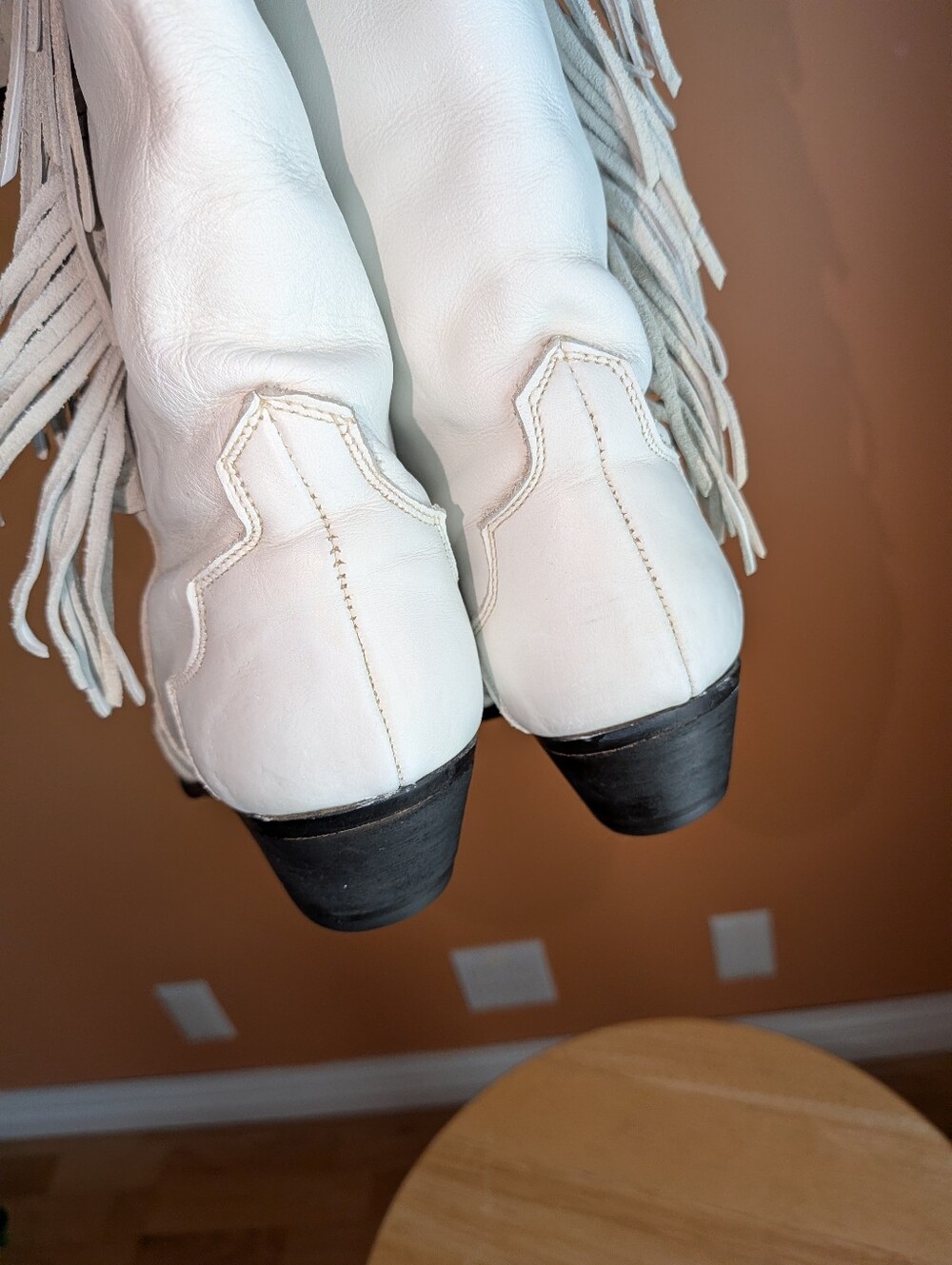 dingo White Fringe Western Heeled Boots - Picture 11 of 14